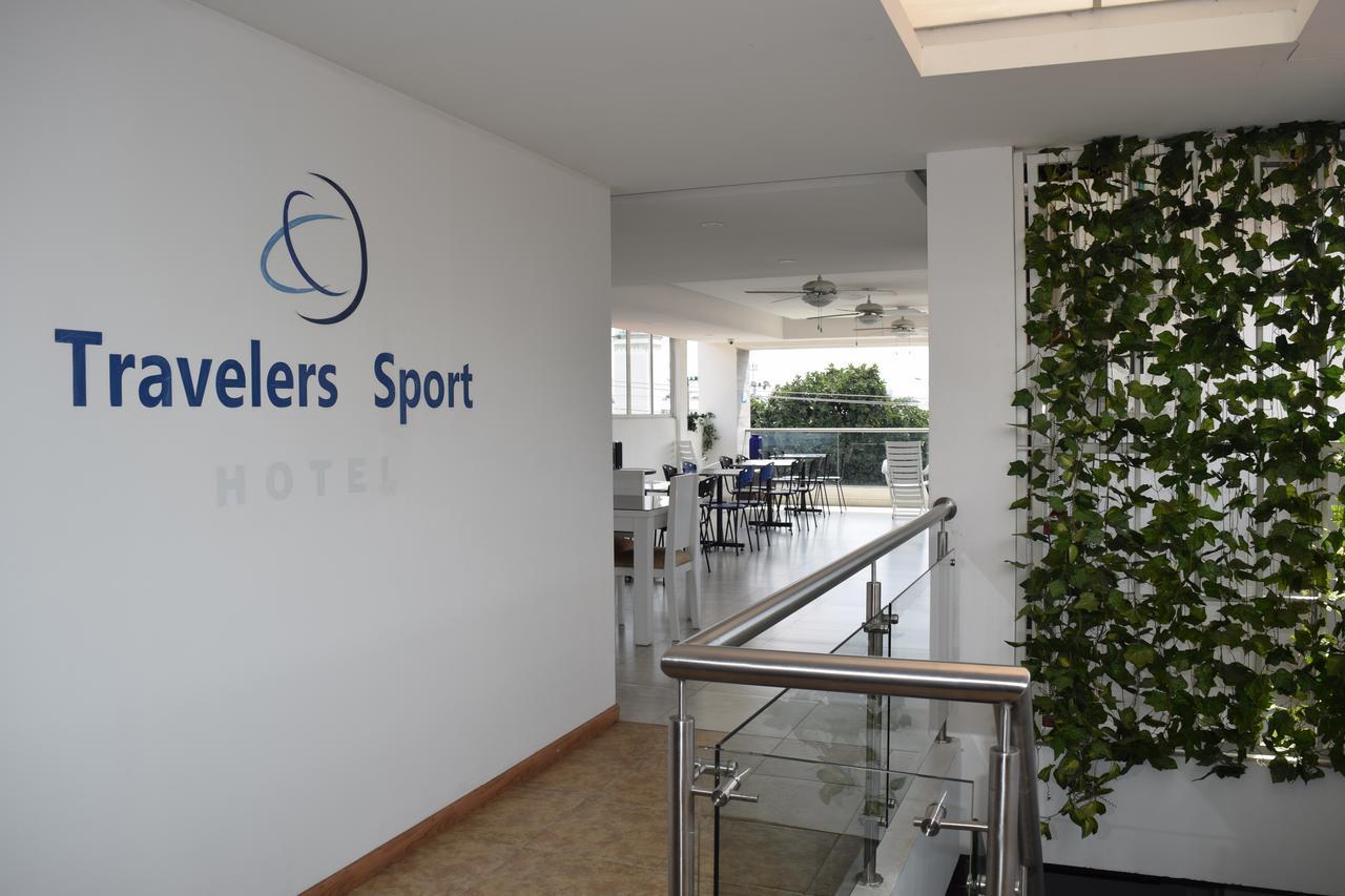 Hotel Travelers Sport Cali Exteriör bild